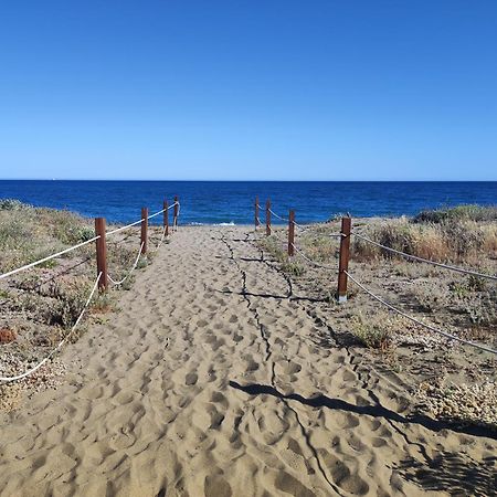 Costalita On The Beach - 3 Bedroom Cosy Apartment Estepona Eksteriør bilde