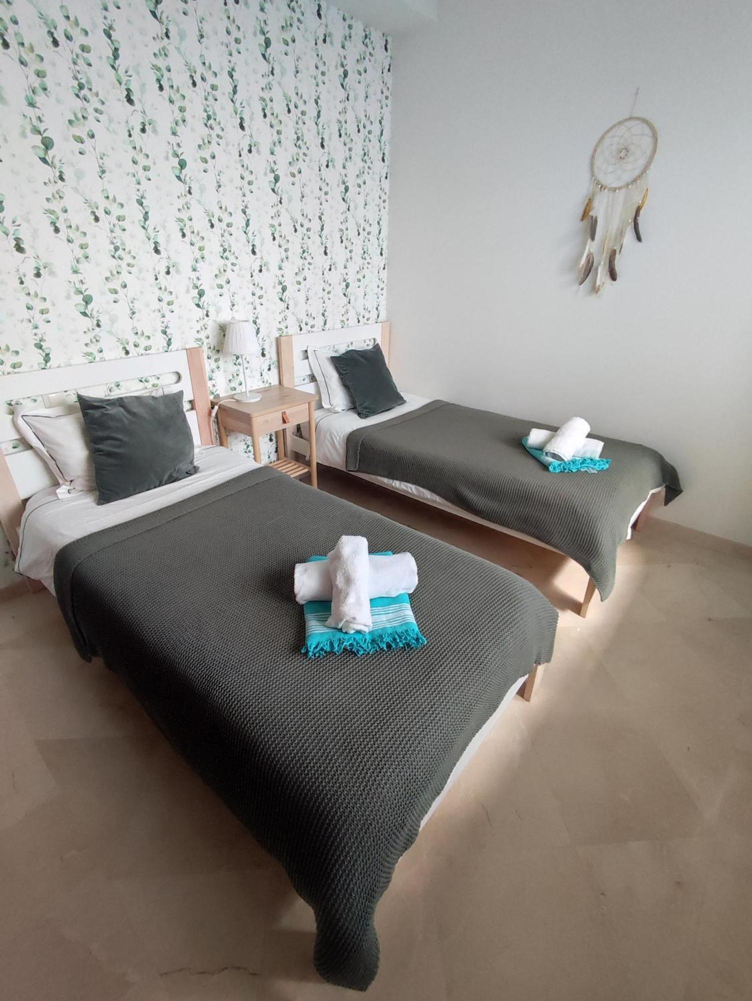 Costalita On The Beach - 3 Bedroom Cosy Apartment Estepona Eksteriør bilde