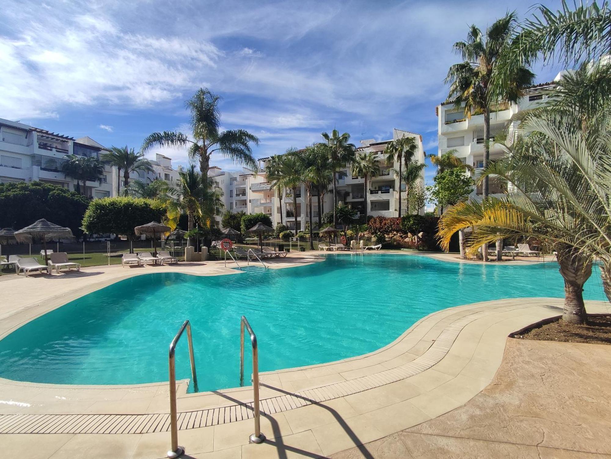 Costalita On The Beach - 3 Bedroom Cosy Apartment Estepona Eksteriør bilde
